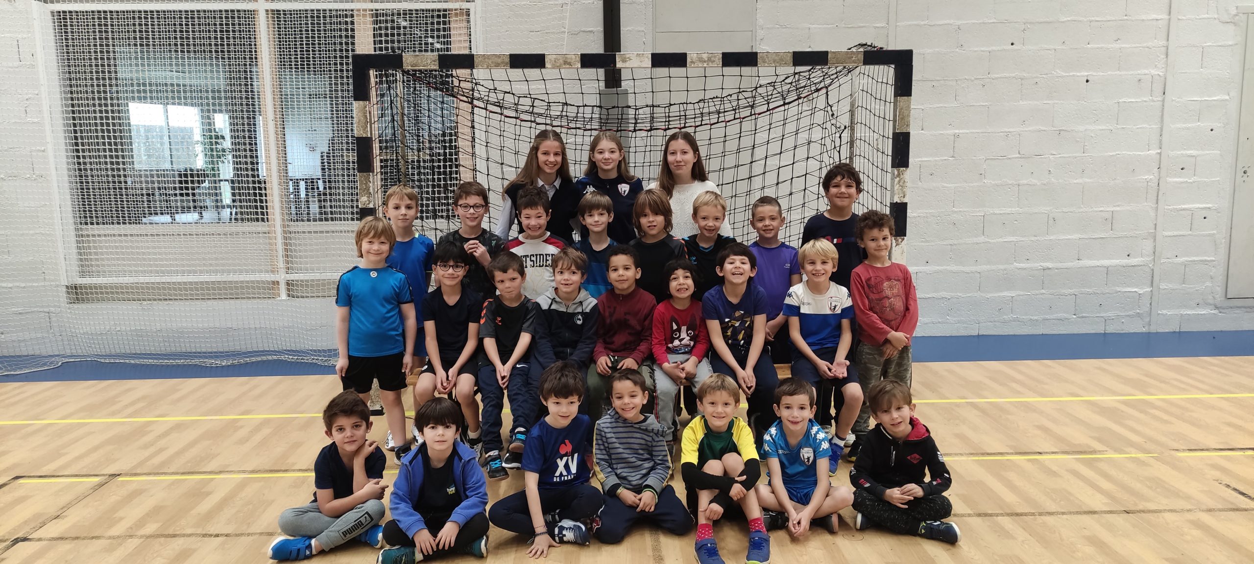 Jeunes joueurs de l'ecole de hand Laetitia Nantes Handball